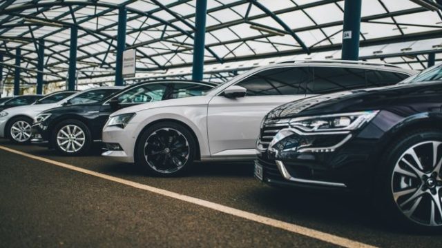 372250_auta foto_autosalon mensie 676x451.jpg