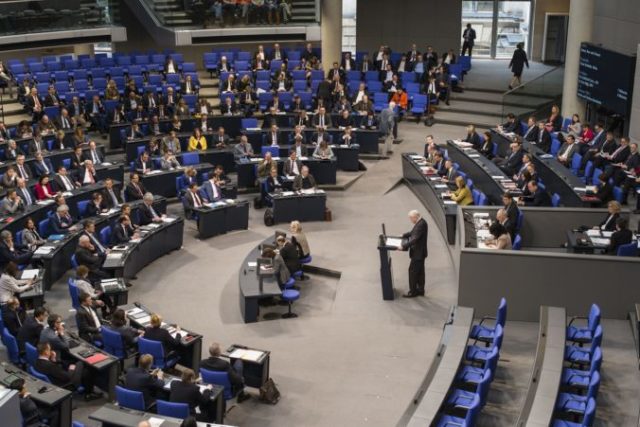 372296_germany_parliament_13919 0330e934c4f74ad394c63414886f09fb 676x451.jpg