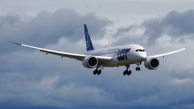 372373_boeing_787_test 7e3abbe4f7514acc9720814df10940cb 676x451.jpeg