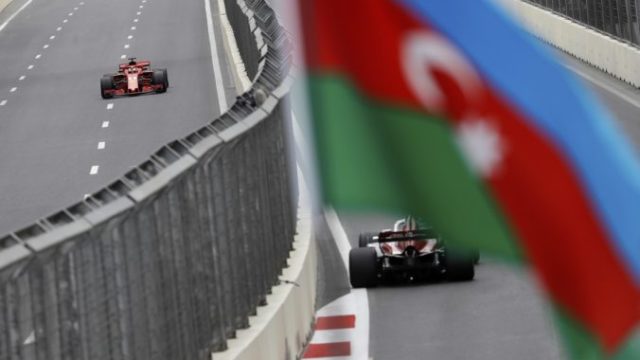 373874_azerbaijan_f1_gp_auto_racing_21765 928fe2301b3a4959bf61d6888e8aedd3 676x458.jpg