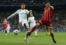 374142_sergio ramos robert lewandowski 676x463.jpg