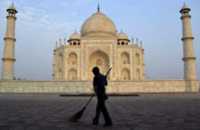 374155_tadz mahal 676x438.jpg