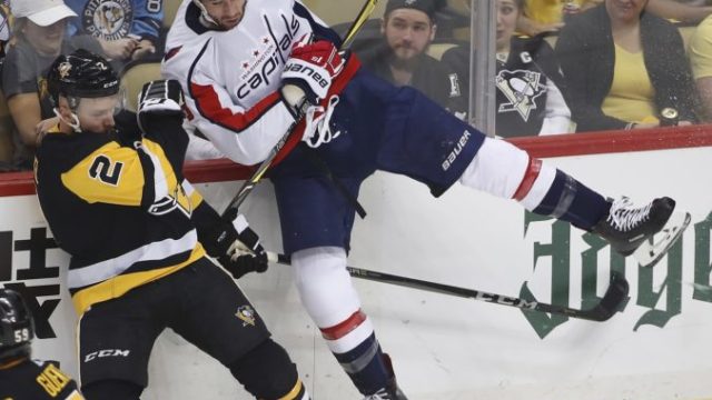 374227_capitals_penguins_hockey_93718 943cf03a835a489a9ce6767e03cab1aa 676x621.jpg