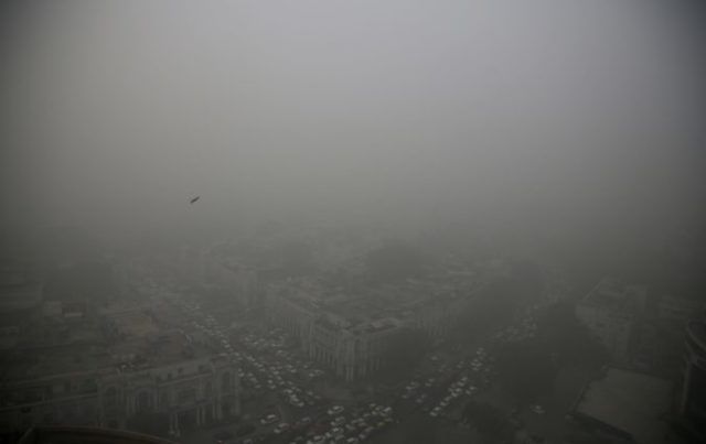 374275_india_toxic_air_50741 4cbca4812b004441a7d16ae46e0e6253 676x426.jpg