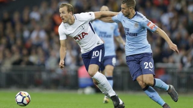 374864_britain_soccer_premier_league_32600 76d0f89919e5492daf597a3d80ac6e83 676x451.jpg