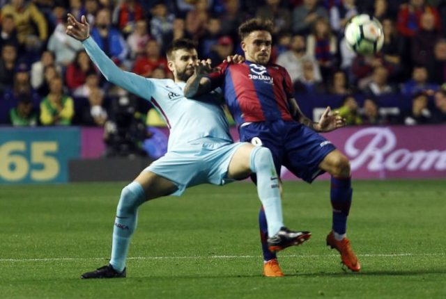 375201_gerard pique roger 676x454.jpg