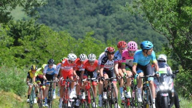 375394_italy_giro_cycling_98499 fe62bdef26534ec9841729aa9d28c5b2 676x470.jpg