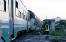 376209_italy_train_crash_54148 f14e1329753946dcb5336d7784a8d76d 676x434.jpg