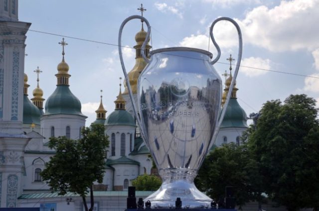 376315_liga majstrov trofej 676x447.jpg