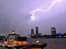 376497_correction_britain_lightning_storms_53550 a806907a406b48168d17c707d04a9460 676x507.jpg