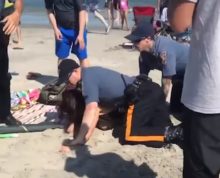 376561_brutal_police.jpg