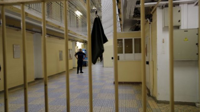 376650_france_prison_radicals_77321 8f49a83c7abe46358fcd8b5873b9a3c9 676x451.jpg