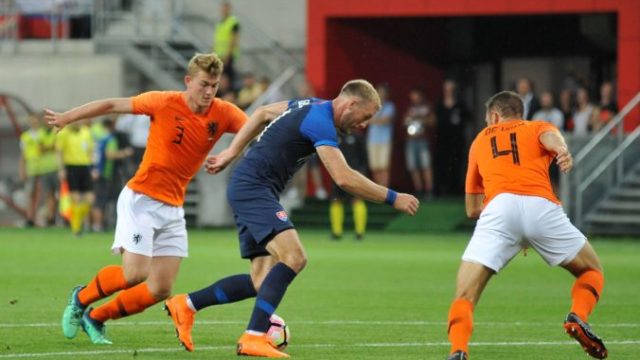 376983_matthijs de ligt adam nemec stefan de vrij 676x451.jpg