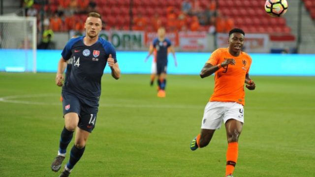 377027_milan skriniar quincy promes 676x451.jpg