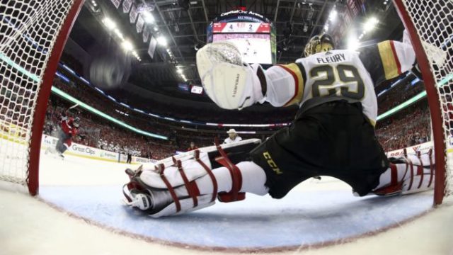 377383_marc andre fleury michal kempny 676x398.jpg