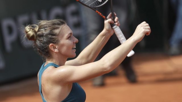 377580_france_tennis_french_open_82894 d09e8b3bc0324fb4a1ce93adbaece1a4 676x437.jpg