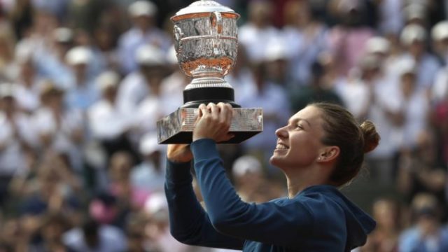 377838_aptopix_france_tennis_french_open_20258 ec85987e21dd4ab09056542c5aa5dbd4 676x451.jpg