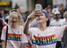 377855_romania_gay_pride_19424 53f0580a020640fe9343926757f8c508 676x492.jpg