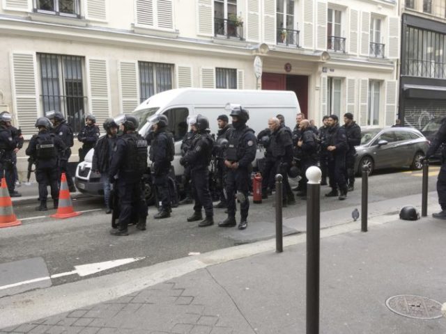 378119_france_hostages_29156 7af54aaf218645f5a0c09e51b0b0a30e 676x507.jpg