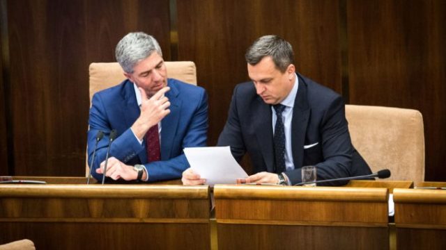 378218_bela bugar andrej danko 676x451.jpg