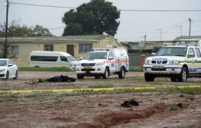 378274_south_africa_mosque_attack_12963 4cd543ccc58c4bbf8bb183696c5012fa 676x431.jpg