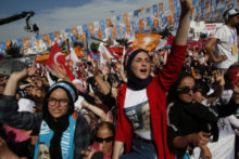378360_turkey_elections_43708 64e534a033934eec9cafa1280ef62287 676x451.jpg