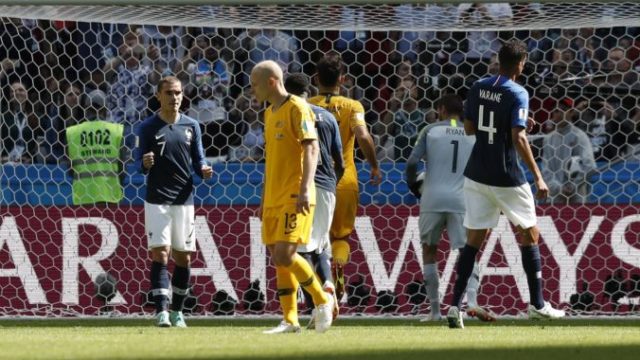 378476_russia_soccer_wcup_france_australia_75503 5a2fc5b8a71647b8b305c9deb49c4b88 676x397.jpg