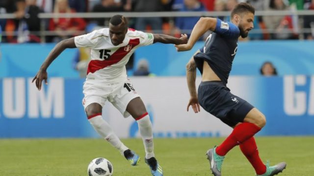 378995_russia_soccer_wcup_france_peru_20686 ed66ca7a27d44c749bad6c65a8e726ff 676x451.jpg