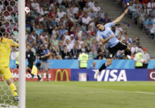 379827_aptopix_russia_soccer_wcup_uruguay_portugal_62807 c8d9575afa974dc2a954d925f3c83a01 676x473.jpg