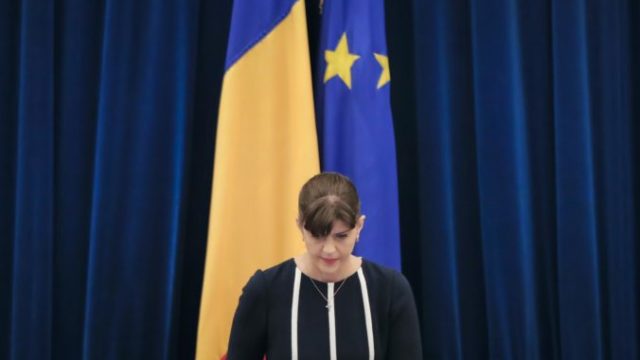 380652_romania_corruption_99673 cd5c866d2e954187a8fec66d4ff5aa55 676x452.jpg