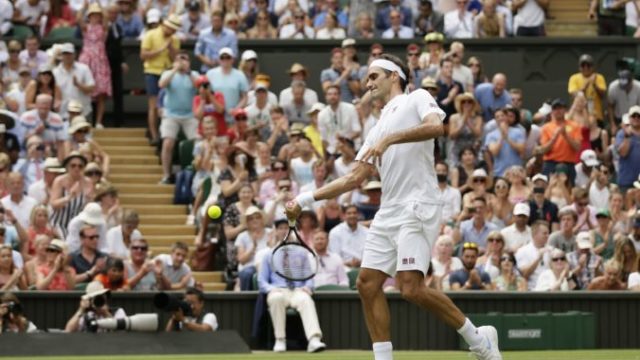 380704_roger federer 1 676x479.jpg