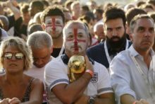 381013_britain_wcup_soccer_england_65318 ef0f5444a10a4b0c85c6022c24ce792c 676x452.jpg