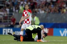 381365_russia_soccer_wcup_france_croatia_24347 d52315655a23468e8dd4bde7691d51d1 676x453.jpg