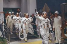 381858_astronaut_collection_auctions_64790 e7cce3f59be4427fa523cf487f4a2641 676x444.jpg