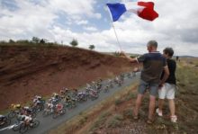 381868_aptopix_france_cycling_tour_de_france_13760 2f9a15966def4bbbb95bf80fb35d447f 676x458.jpg