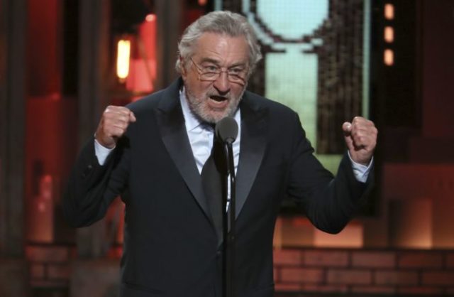 382113_robert de niro 676x441.jpg