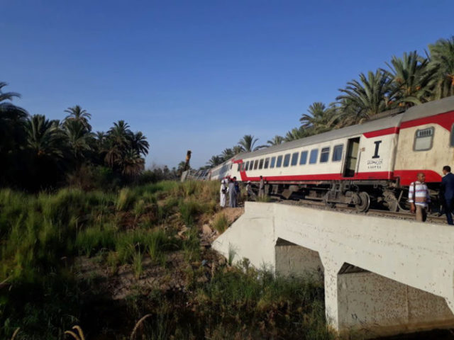 382430_egypt_train_accident_46114 ff423187ff4543d7a37eef8f1ad44c1b 676x507.jpg