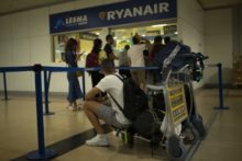 382678_ryanair 1 676x451.jpg