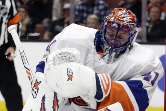 382790_jaroslav halak 676x453.jpg