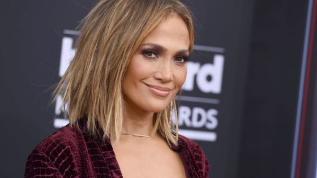 383301_music jennifer_lopez_54365 d79785881c9540e0b06d85af70c36415 676x481.jpg