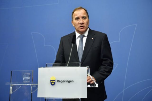 386901_stefan lofven 676x451.jpg