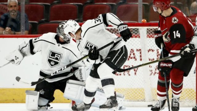 387132_kings_coyotes_hockey_99431 a8087fd9377640aaac6ad498e7806218 676x463.jpg