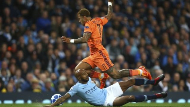 387239_fabian delph memphis depay 676x458.jpg