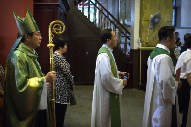 387534_china_vatican_40048 301882cd49204c9f8b59442f5a438e68 676x451.jpg