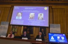 388545_nobelovu cenu za fyziku ziskali arthur ashkin gerard mourou donna strickland 676x444.jpg