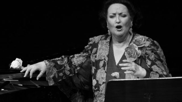 388985_montserrat caballe 676x519.jpg