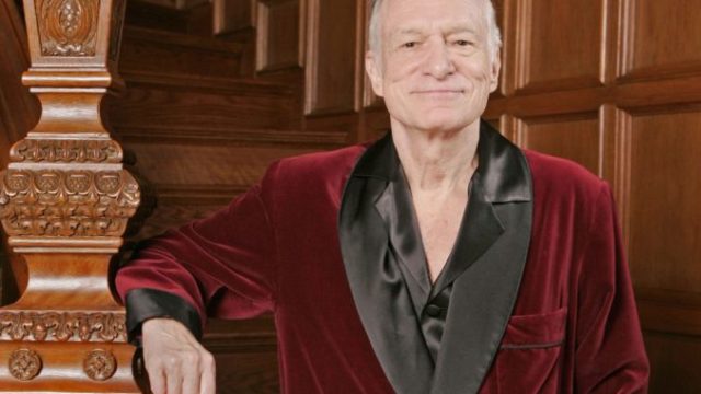 389677_hugh hefner 676x544.jpg