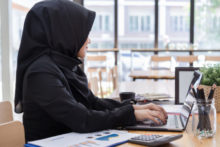 390241_burka 676x451.jpg