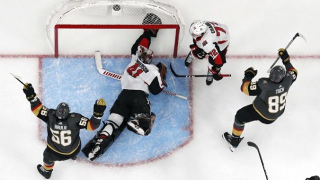 391138_alex tuch craig anderson 676x441.jpg