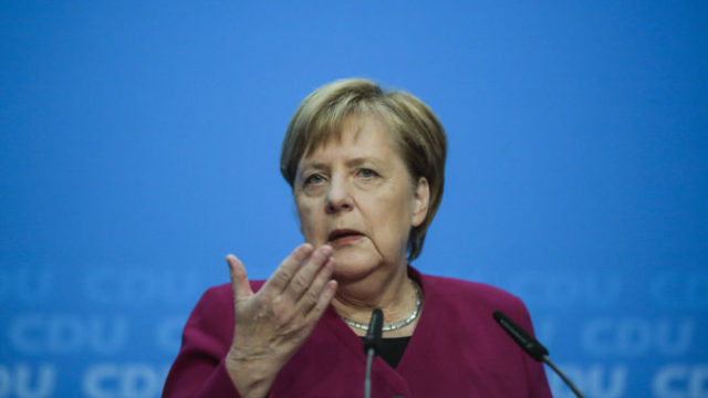 391217_merkelova angela 676x451.jpg